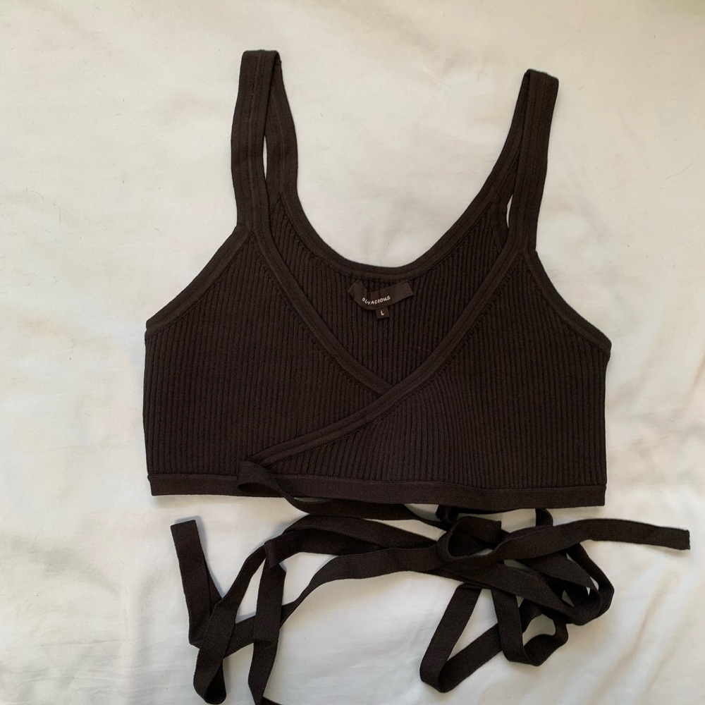 Olivaceous Short Wrap Around Tank Top NWT🌴